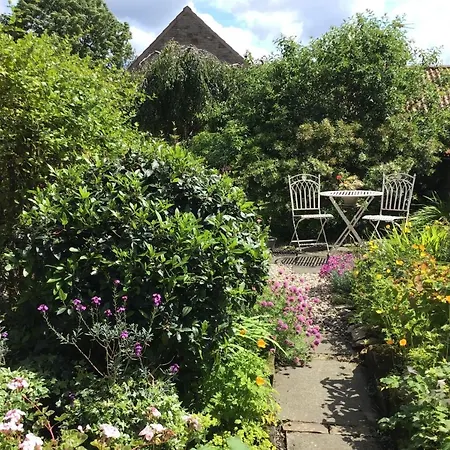 Holiday home Heather Gillamoor